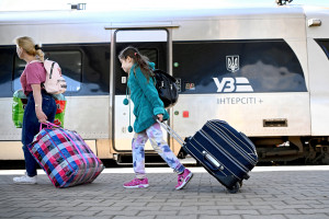 Coraz więcej Ukraińców opuszcza Polskę