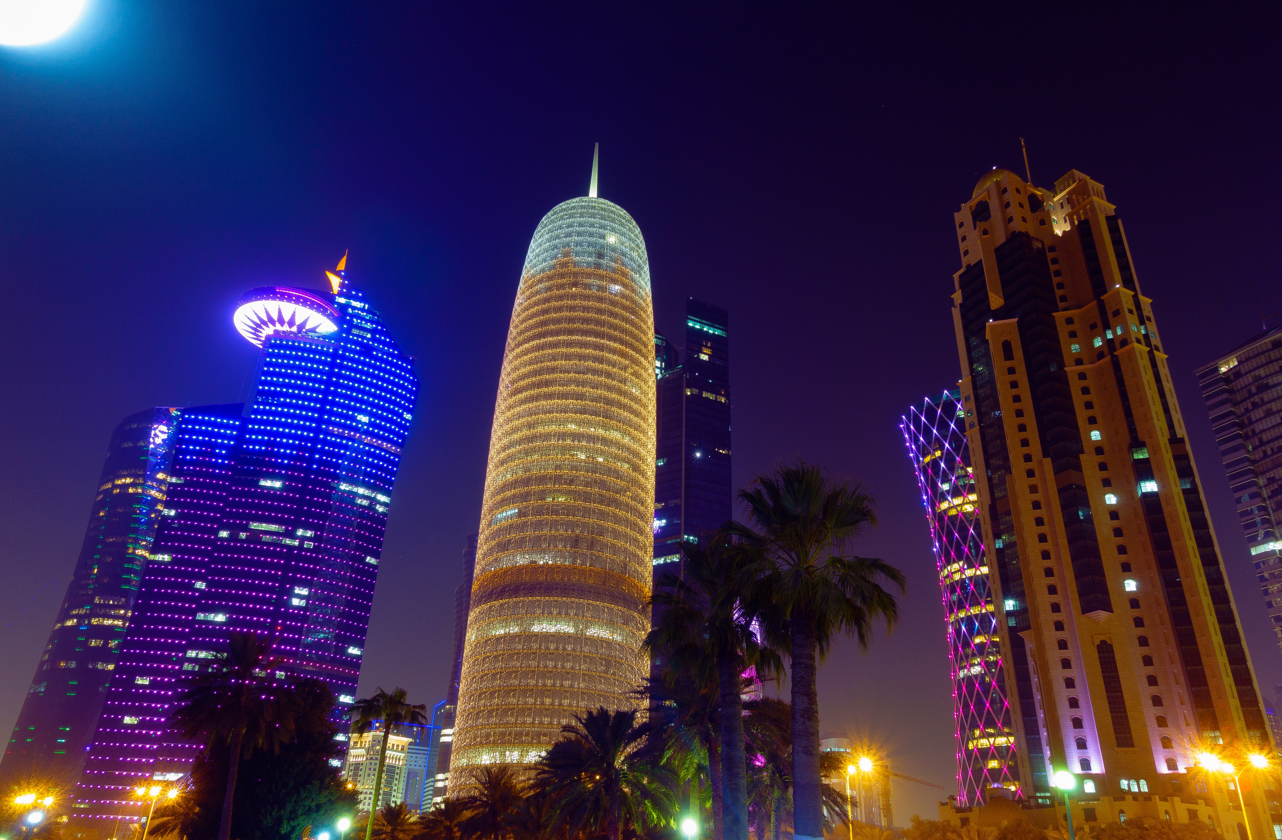 Doha, stolica Kataru (fot. Unsplash/Mike Swigunski)