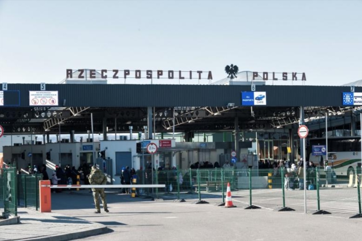 Stres i obciążenie psychiczne strażników granicznych wymaga pomocy psychologa (fot. brpo.gov.pl/Grzegorz Krzyżewski)