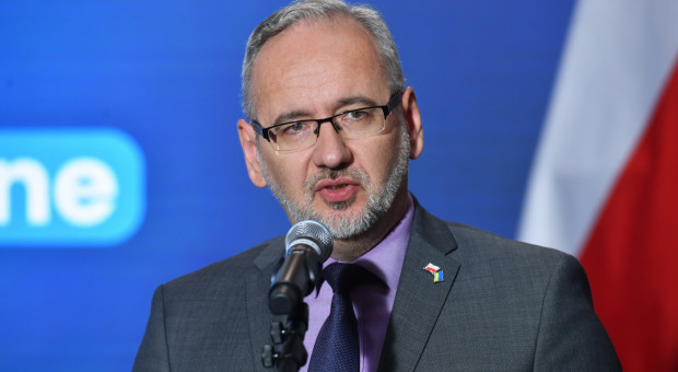 Minister zdrowia Adam Niedzielski (fot. PAP/Piotr Nowak) Kredyty na studia pomogą zwiększyć liczbę lekarzy