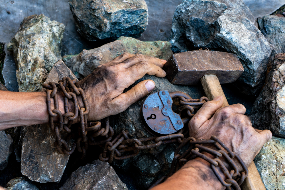40 mln ludzi na całym świecie pada ofiarą współczesnego niewolnictwa (fot. Shutterstock)