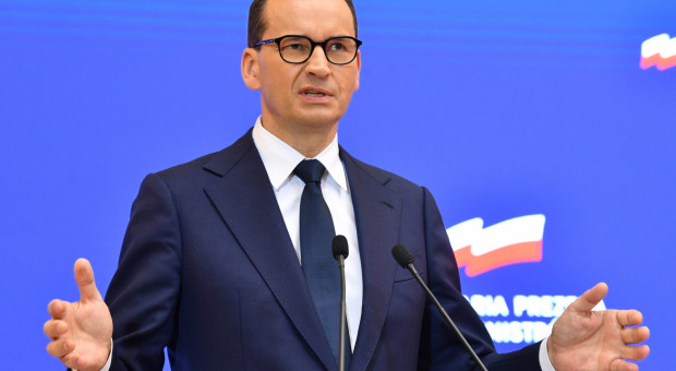 14. emerytura to dziś więcej niż tylko wsparcie finansowe - powiedział Mateusz Morawiecki (fot. PAP/Radek Pietruszka) Premier: Do portfeli emerytów trafi ponad 1200 zł