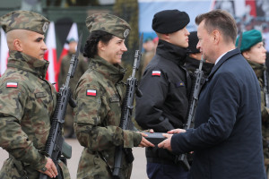 Szef MON do żołnierzy: dzięki waszej służbie Polska jest bezpieczna