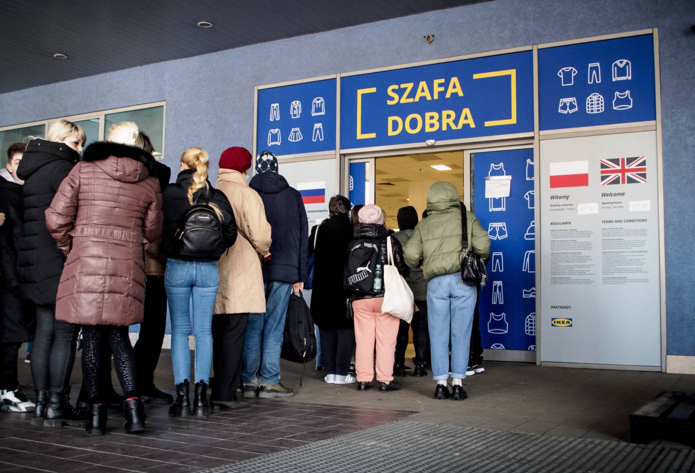 Jedną z pierwszych większych inicjatyw, w którą zaangażowali się pracownicy IKEA w Krakowie była Szafa Dobra (fot. mat. pras.)