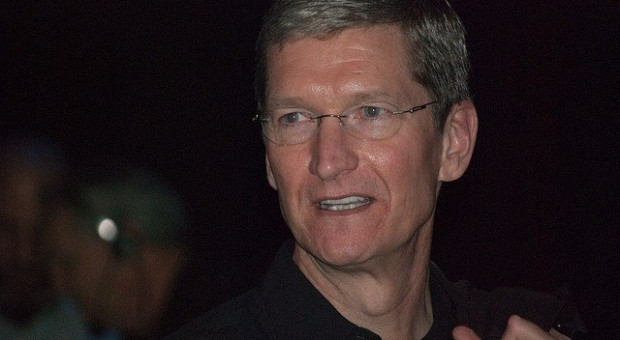 Apple obcina pensję prezesa o 40 procent
