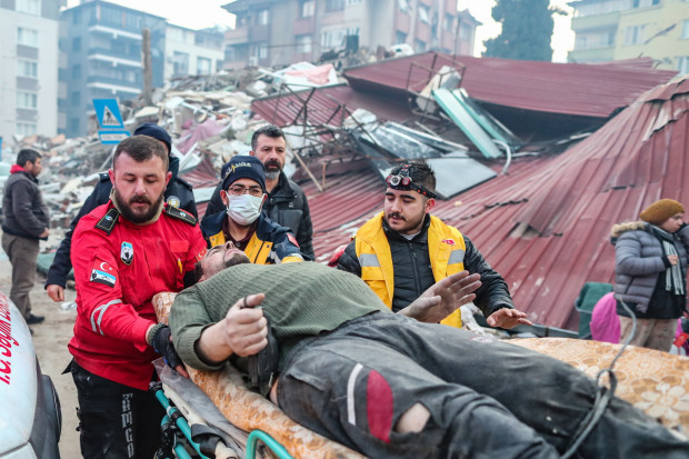 Ratownicy z PGG polecą pomagać ofiarom trzęsienia ziemi