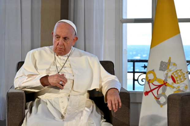 Papież Franciszek spotkał się z osobami z problemami finansowymi