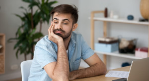 Groźne zjawisko narasta w firmach. Pierwsze objawy łatwo przeoczyć