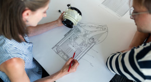 Przełamują stereotypy i wewnętrzne bariery. Kobiet w fabrykach jest coraz więcej