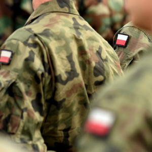 Transseksualiści nie mają czego szukać w polskim wojsku. Rzecznik interweniuje