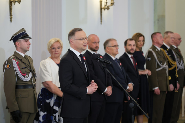 Andrzej Duda mianował nowych dowódców Rodzajów Sił Zbrojnych i WOT
