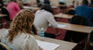 Studia nie kuszą młodych. Co czwarty rezygnuje z nauki po pierwszym roku