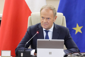 1500 lub 1900 zł bez względu na dochód. Wypłaty ruszą 30 września
