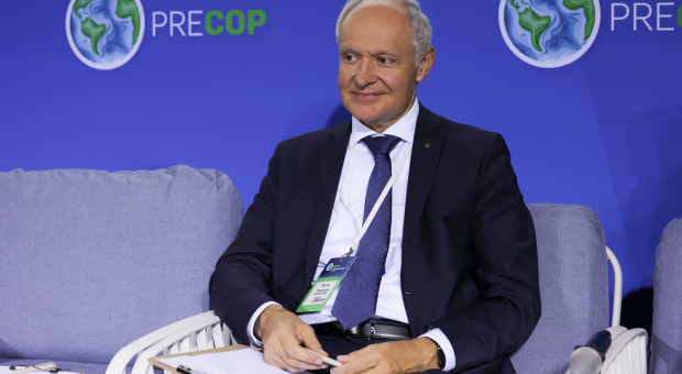 Zbyt wolne tempo i obawa przed ryzykiem. To przeszkadza rozwojowi w Polsce