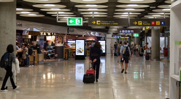 Koniec eldorado na emigracji? Polacy coraz chętniej wracają do kraju