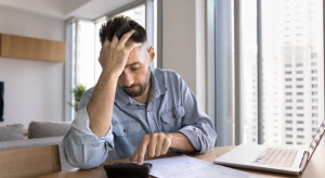 Nowa era zatrudnienia: minimalny stały zespół, reszta na projektach. Firmy liczą każdy grosz