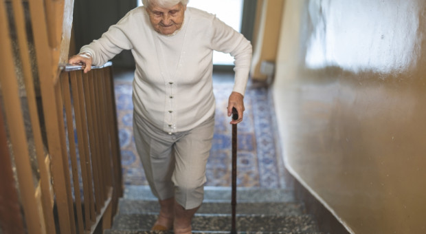 "Czy mogę wpisać w CV opiekę nad mamą?" Praca, którą trudno wcisnąć w korporacyjne ramy