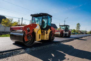 Fala inwestycji może podbić koszty i wyssać pracowników. Branża ostrzega