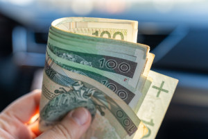 Ważna zmiana od 2026 roku. Pracodawca musi zapłacić ponad 72 tys. zł za odejście z pracy