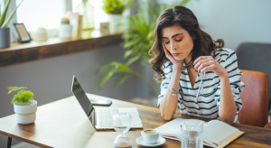 Juniorzy na rynku pracy: oferty są, ale start nie jest łatwy