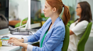 Co szósty Polak boi się stracić pracę. Strach zatrzymuje pracowników na etatach