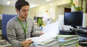 Samorządy kuszą szkoleniami. "Pracownicy odchodzą, a potem wracają do urzędów"