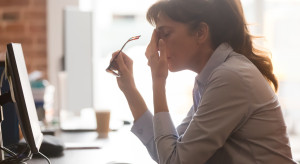 Milczenie w pracy kosztuje miliardy. Firmy ignorują sygnały