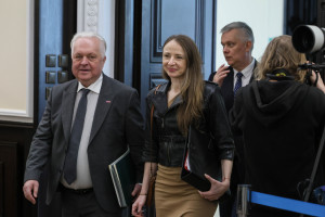 Koniec z darmową pracą za wpis do CV. Ministerstwo bierze się za bezpłatne staże