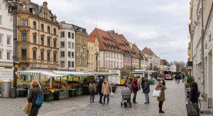 Polacy już nie mają złudzeń. Spada wiara w wyższe pensje