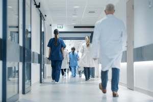 Chcą powiązać płace lekarzy z numerem PESEL. "To są bardzo wrażliwe dane"