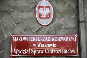 Blokada wiz i pozwoleń na pracę uderza w polskie firmy. „Tracą krocie”