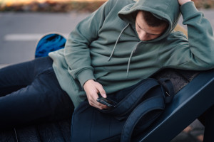 Zetki mają dość technologii. Blisko 1/3 jest wypalona cyfrowo