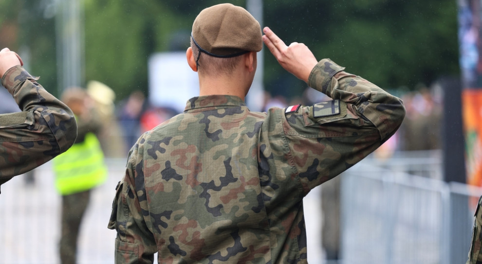 Wojsko wezwie 245 tys. osób. To oficjalne