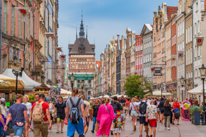 Tyle żyją Polacy. Oczekiwana długość życia na rekordowym poziomie