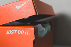 7,5 mln dolarów odszkodowania dla byłej pracownicy. Nike ukarane za dyskryminację