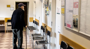 1,5 mln osób bez etatu. W tych branżach jest ich najwięcej