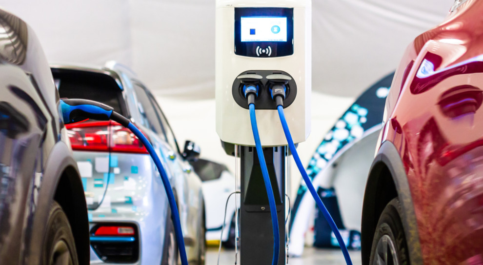 Jeszcze nie istnieje, a już rekrutuje. Fabryka aut elektrycznych szuka pracowników